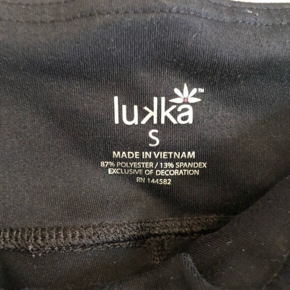 ✅ (free) Lukka Capri leggings - Picture 6 of 6